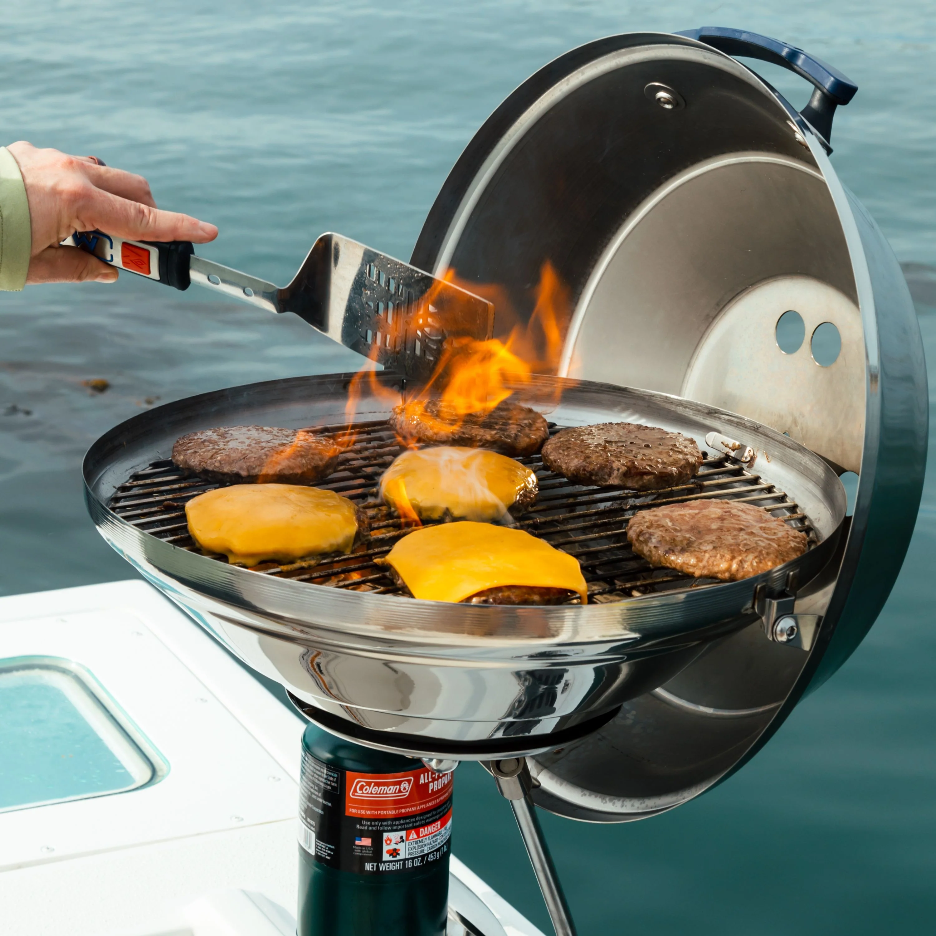 Party Size Marine Kettle® Gas Grill - Image 4